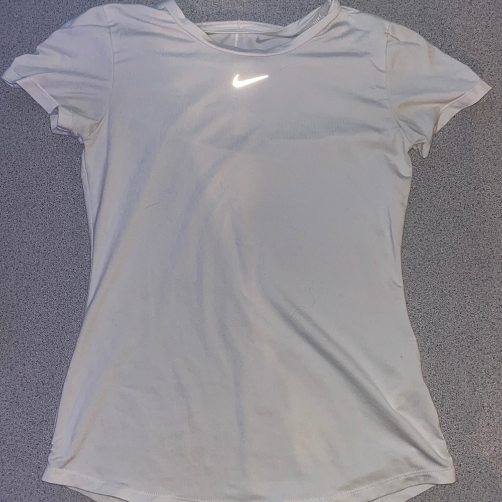 White Nike dri-fit slim fit short sleeve t-shirt